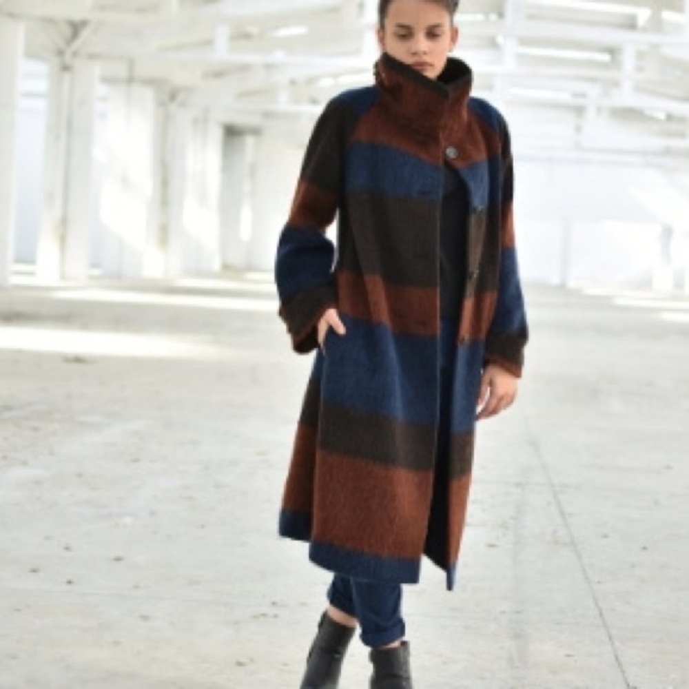 Stylish Striped Coat in Blue and Brown